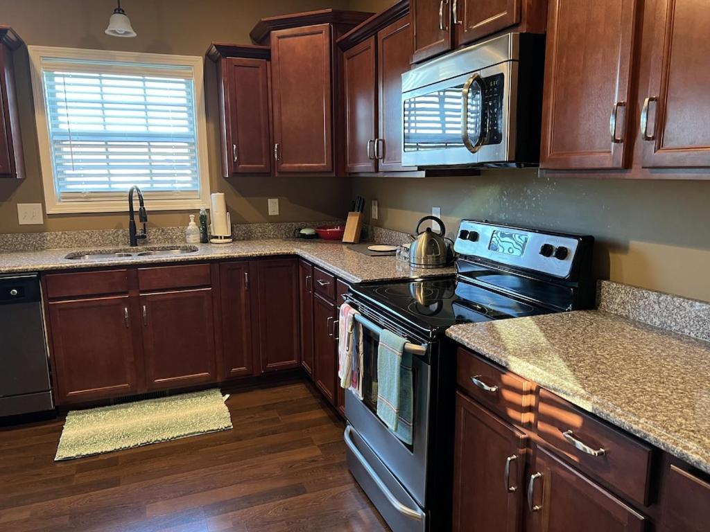 Five Stars Luxury Home Clarksville Dış mekan fotoğraf